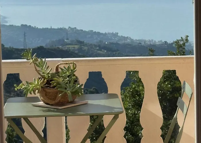 Mamme Carine Semesterbostad Sanremo